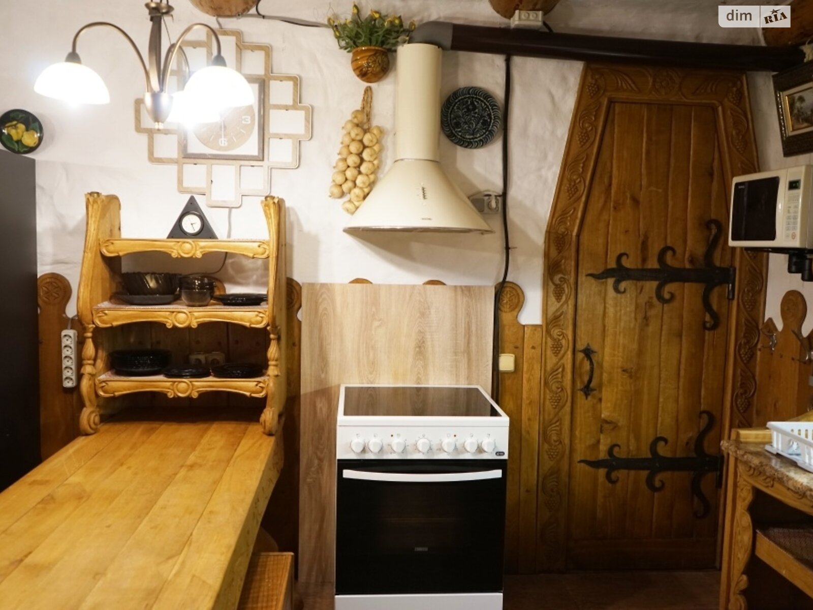 триповерховий будинок з опаленням, 430 кв. м, цегла. Продаж в Києві, район Відрадний фото 1 триповерховий будинок з опаленням, 430 кв. м, цегла. Продаж в Києві, район Відрадний фото 1