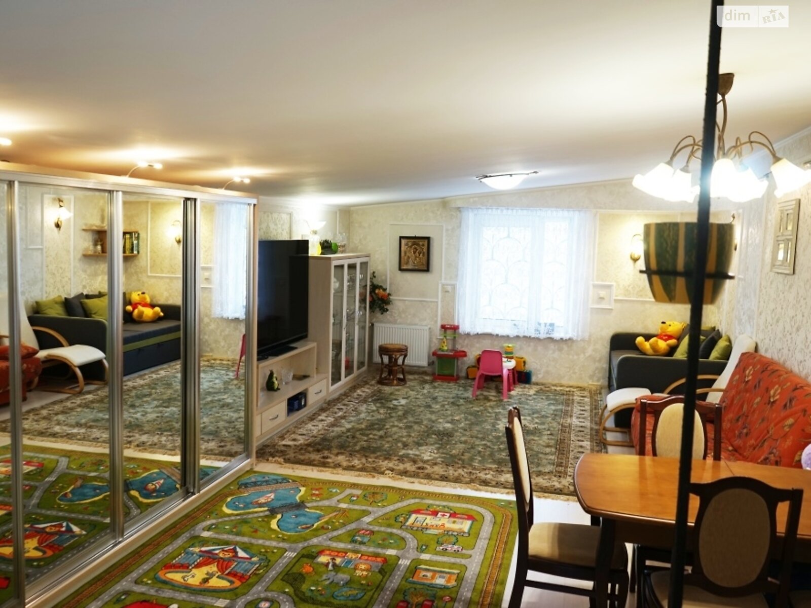 триповерховий будинок з опаленням, 430 кв. м, цегла. Продаж в Києві, район Відрадний фото 1 триповерховий будинок з опаленням, 430 кв. м, цегла. Продаж в Києві, район Відрадний фото 1