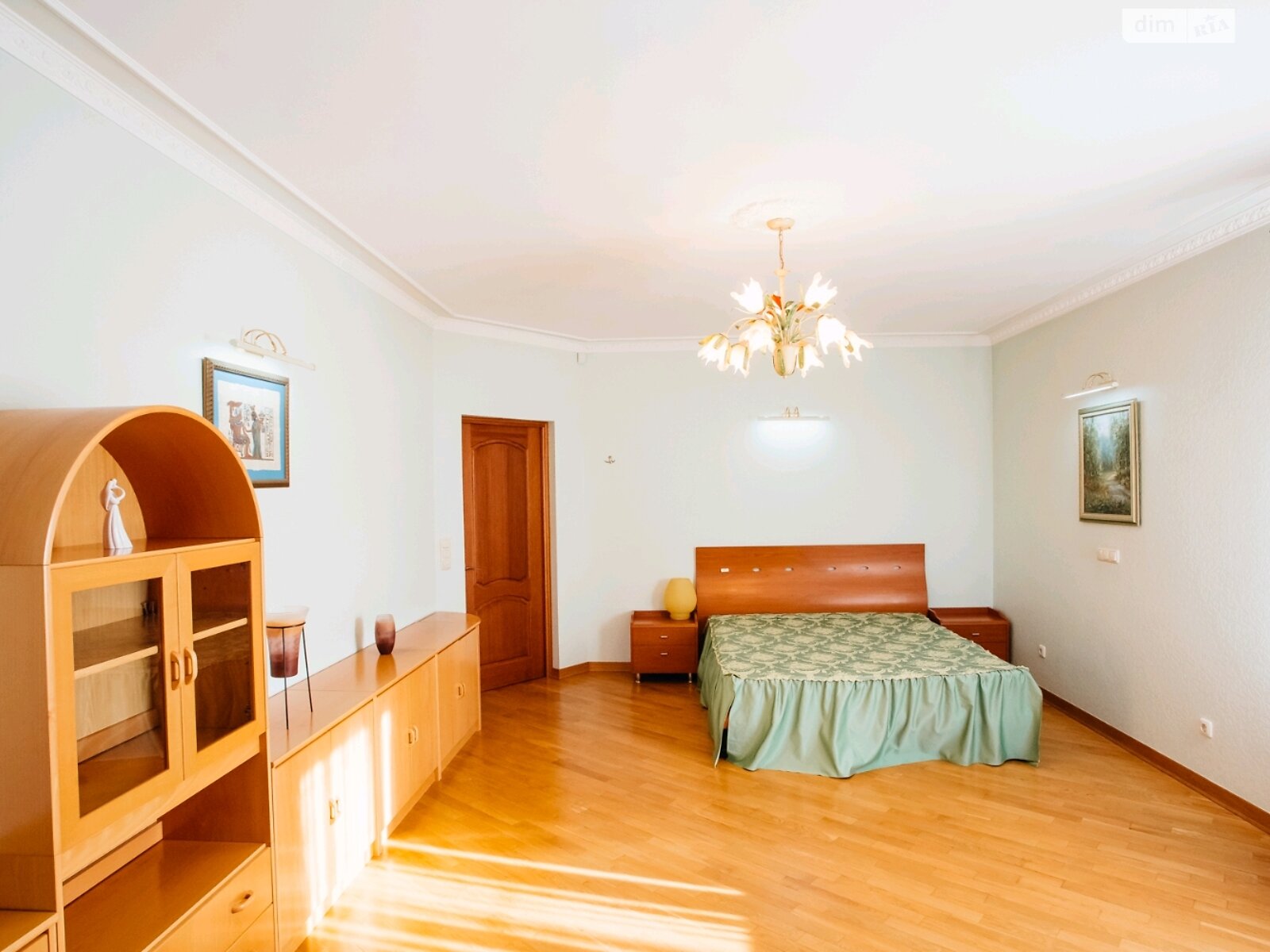 триповерховий будинок з опаленням, 430 кв. м, цегла. Продаж в Києві, район Відрадний фото 1 триповерховий будинок з опаленням, 430 кв. м, цегла. Продаж в Києві, район Відрадний фото 1