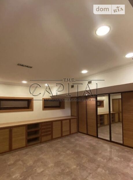 трехэтажный дом с балконом, 750 кв. м, кирпич. Продажа в Киеве район Печерский фото 1 трехэтажный дом с балконом, 750 кв. м, кирпич. Продажа в Киеве район Печерский фото 1