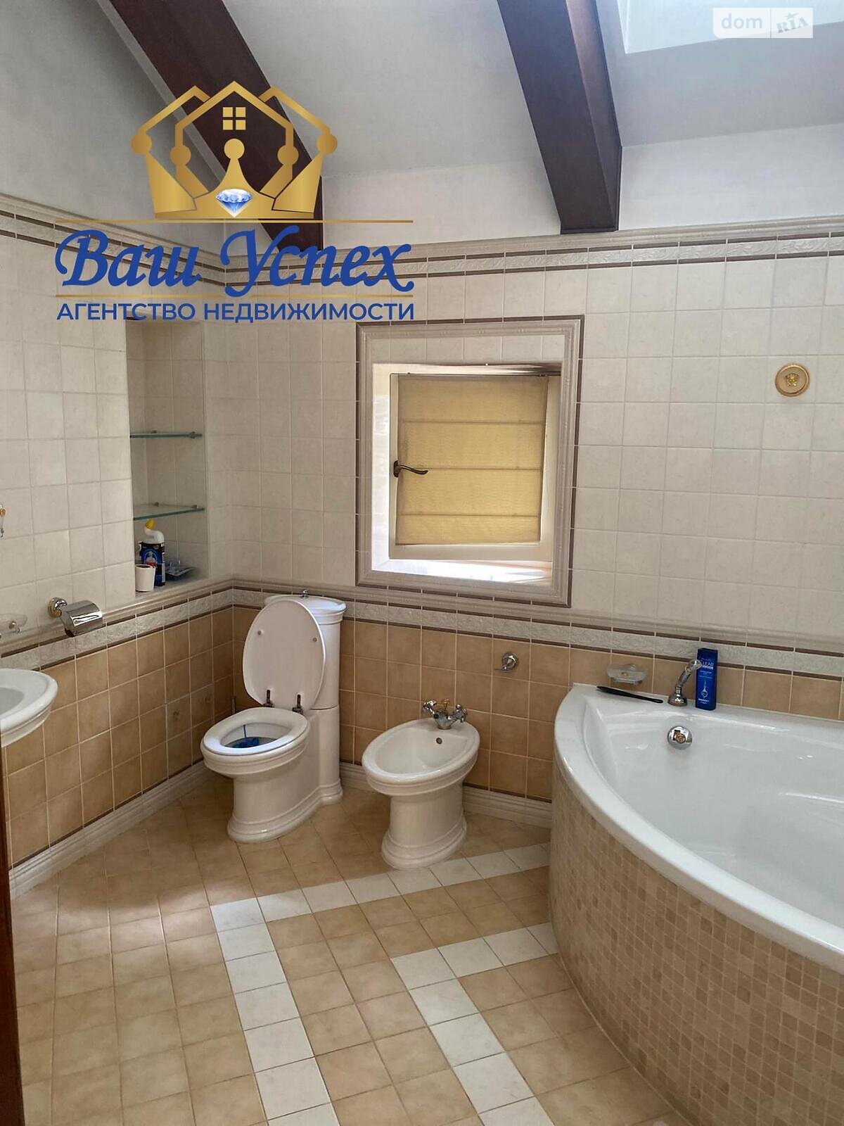 двоповерховий будинок, 800 кв. м, кирпич. Продаж в Києві, район Печерський фото 1 двоповерховий будинок, 800 кв. м, кирпич. Продаж в Києві, район Печерський фото 1
