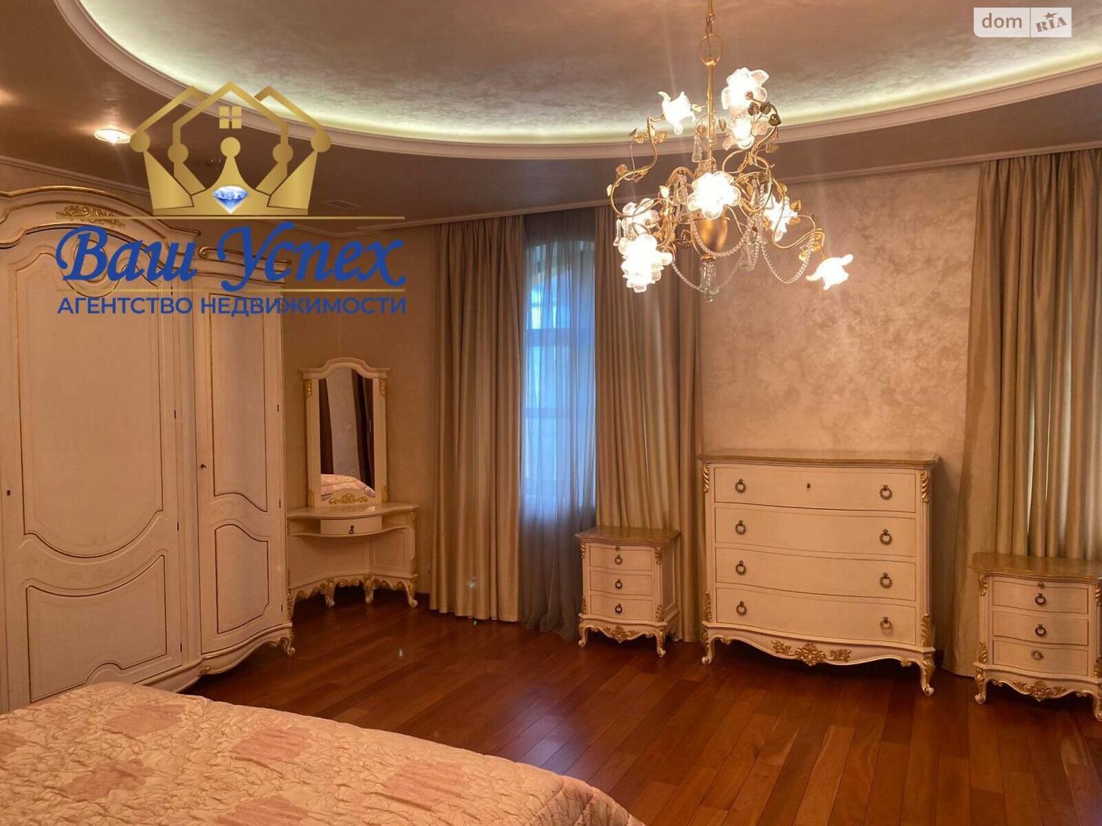 двоповерховий будинок, 800 кв. м, кирпич. Продаж в Києві, район Печерський фото 1 двоповерховий будинок, 800 кв. м, кирпич. Продаж в Києві, район Печерський фото 1