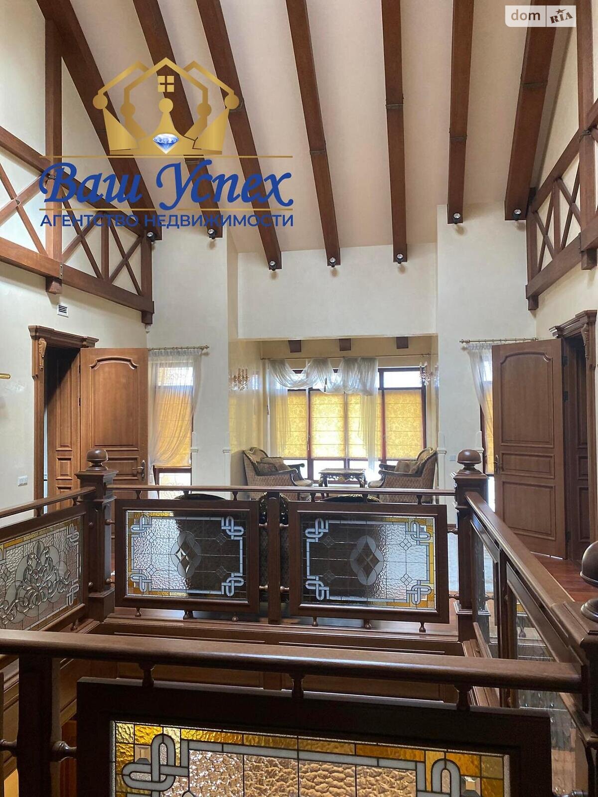 двоповерховий будинок, 800 кв. м, кирпич. Продаж в Києві, район Печерський фото 1 двоповерховий будинок, 800 кв. м, кирпич. Продаж в Києві, район Печерський фото 1