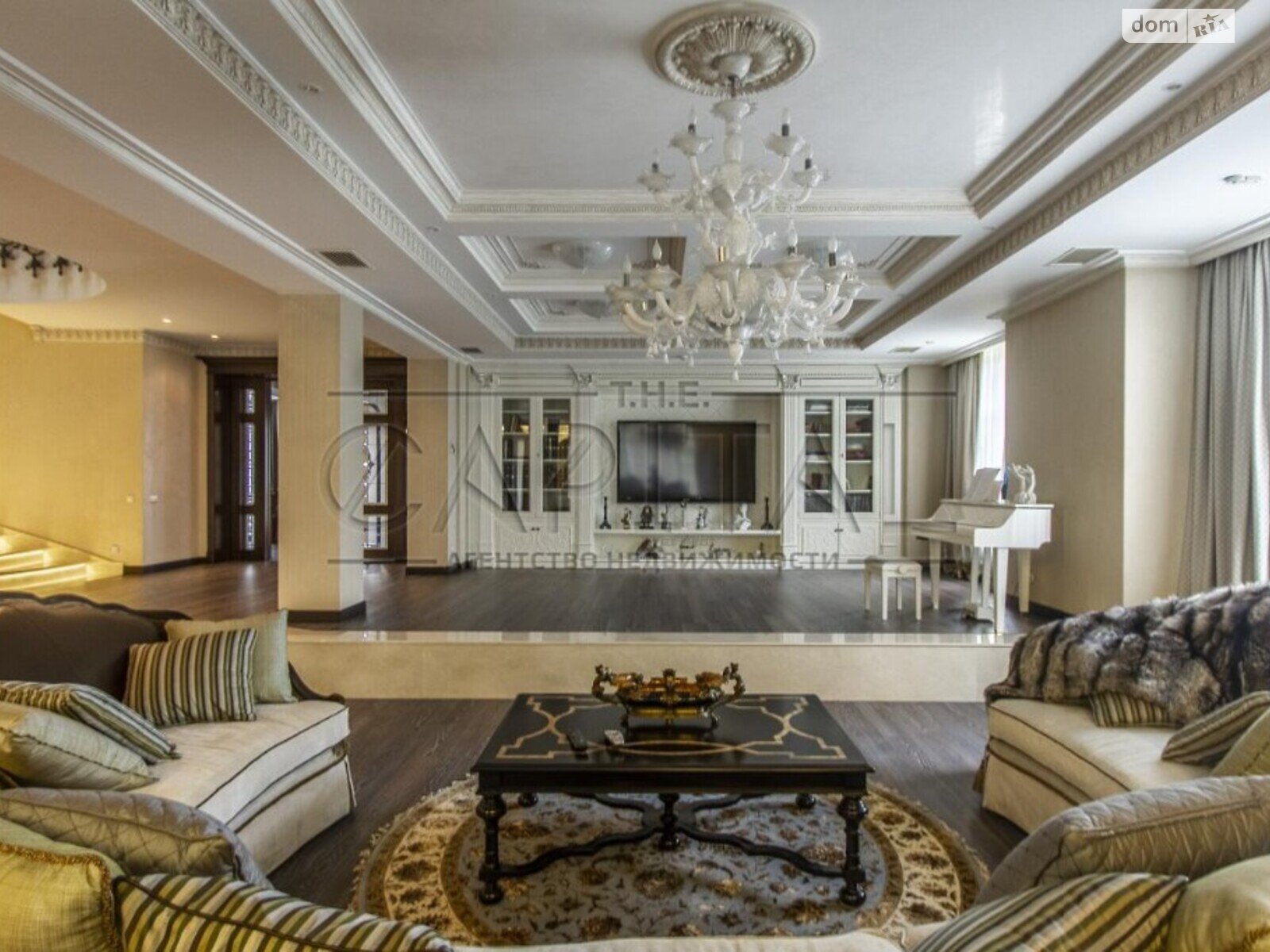 триповерховий будинок з опаленням, 1399.7 кв. м, цегла. Продаж в Києві, район Печерський фото 1 триповерховий будинок з опаленням, 1399.7 кв. м, цегла. Продаж в Києві, район Печерський фото 1