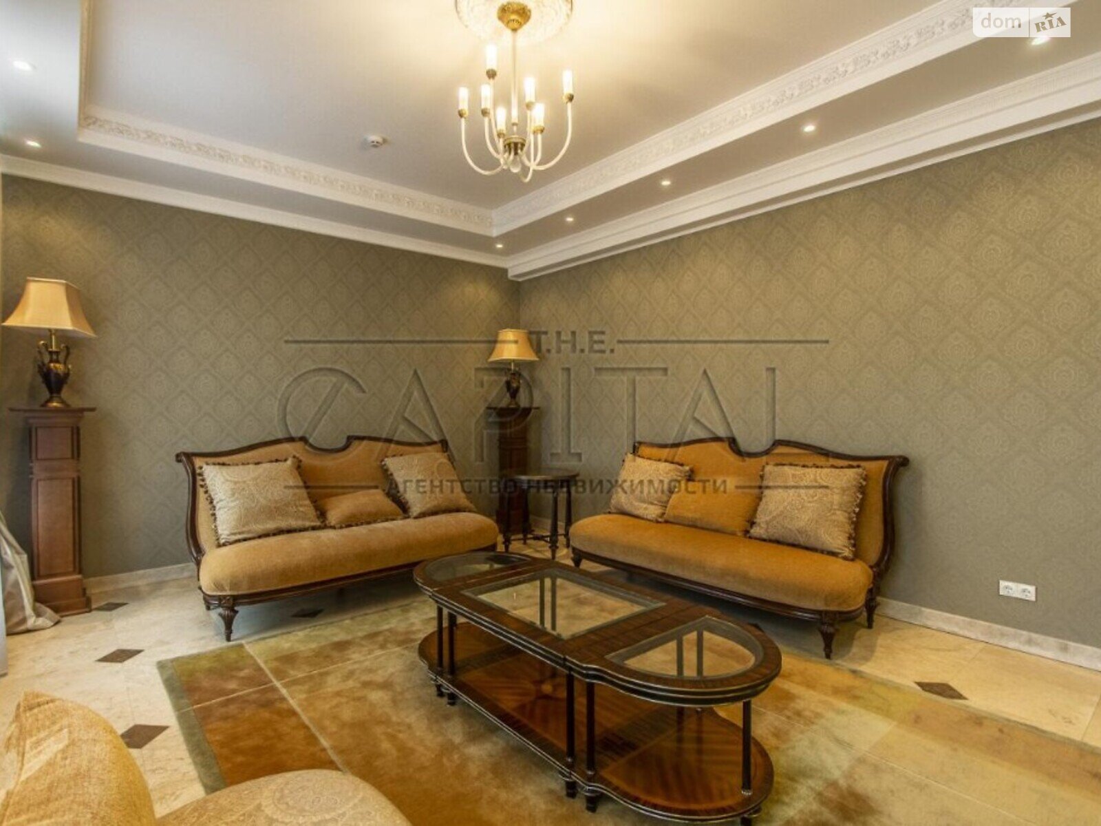 триповерховий будинок з опаленням, 1399.7 кв. м, цегла. Продаж в Києві, район Печерський фото 1 триповерховий будинок з опаленням, 1399.7 кв. м, цегла. Продаж в Києві, район Печерський фото 1