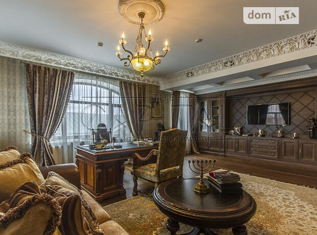 трехэтажный дом с гаражом, 1399.7 кв. м, кирпич. Продажа в Киеве район Печерский фото 1 трехэтажный дом с гаражом, 1399.7 кв. м, кирпич. Продажа в Киеве район Печерский фото 1