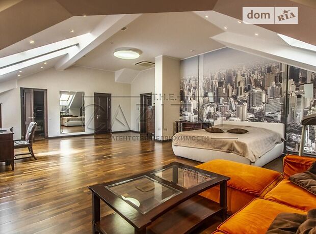трехэтажный дом с камином, 2400 кв. м, кирпич. Продажа в Киеве район Печерский фото 1 трехэтажный дом с камином, 2400 кв. м, кирпич. Продажа в Киеве район Печерский фото 1