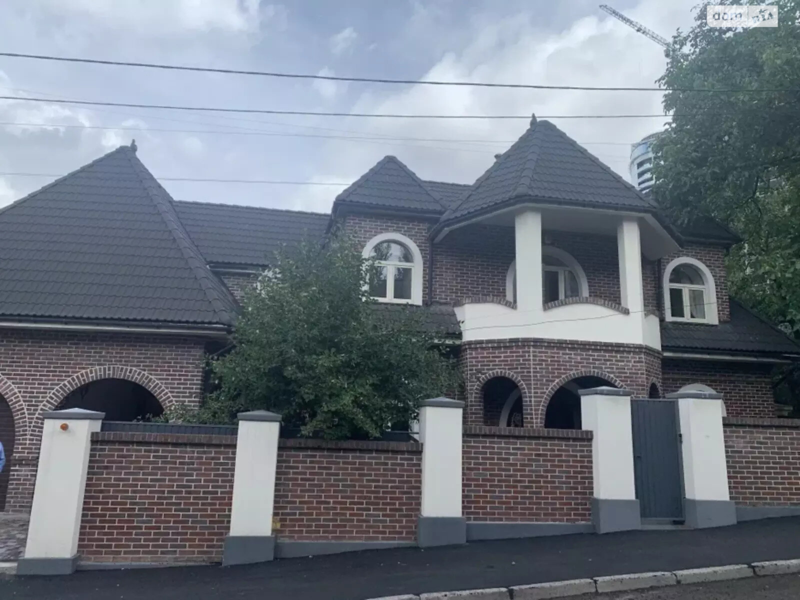двухэтажный дом, 500 кв. м, кирпич. Продажа в Киеве район Печерский фото 1 двухэтажный дом, 500 кв. м, кирпич. Продажа в Киеве район Печерский фото 1