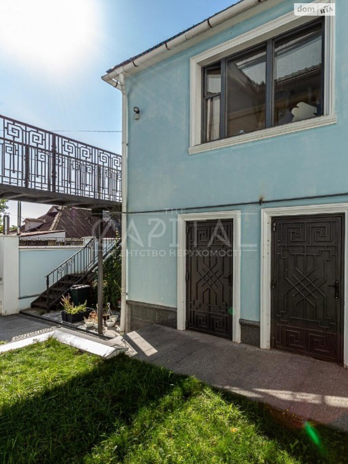 триповерховий будинок з верандою, 460 кв. м, цегла. Продаж в Києві, район Печерський фото 1 триповерховий будинок з верандою, 460 кв. м, цегла. Продаж в Києві, район Печерський фото 1