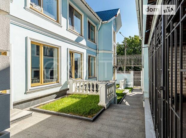 трехэтажный дом веранда, 460 кв. м, кирпич. Продажа в Киеве район Печерский фото 1 трехэтажный дом веранда, 460 кв. м, кирпич. Продажа в Киеве район Печерский фото 1