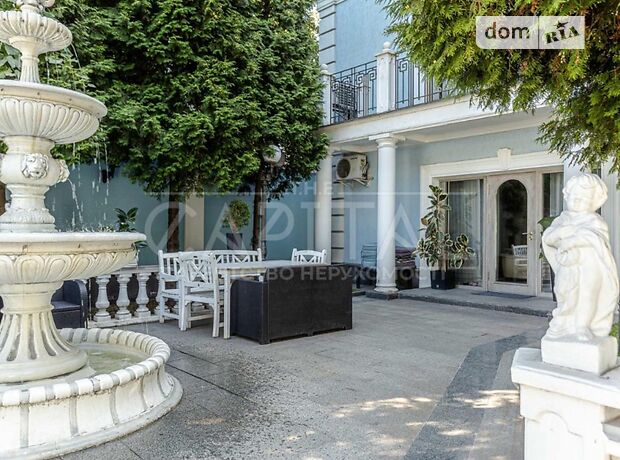трехэтажный дом веранда, 460 кв. м, кирпич. Продажа в Киеве район Печерский фото 1 трехэтажный дом веранда, 460 кв. м, кирпич. Продажа в Киеве район Печерский фото 1