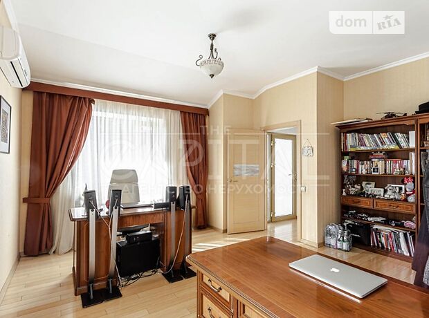 трехэтажный дом веранда, 460 кв. м, кирпич. Продажа в Киеве район Печерский фото 1 трехэтажный дом веранда, 460 кв. м, кирпич. Продажа в Киеве район Печерский фото 1
