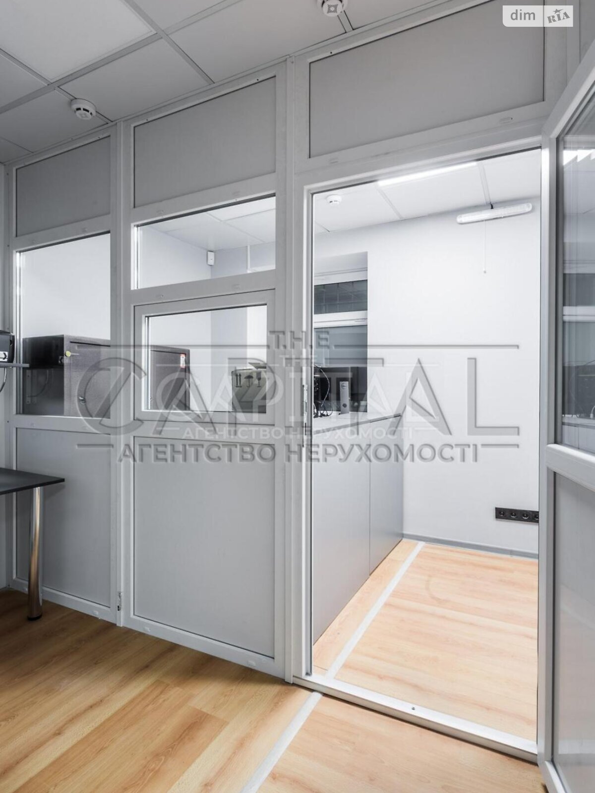 пятиэтажный дом с отоплением, 1012.4 кв. м, кирпич. Продажа в Киеве район Подол фото 1 пятиэтажный дом с отоплением, 1012.4 кв. м, кирпич. Продажа в Киеве район Подол фото 1