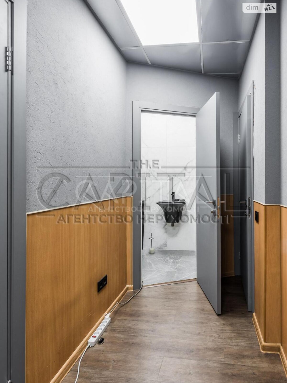 пятиэтажный дом с отоплением, 1012.4 кв. м, кирпич. Продажа в Киеве район Подол фото 1 пятиэтажный дом с отоплением, 1012.4 кв. м, кирпич. Продажа в Киеве район Подол фото 1