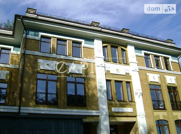чотириповерховий будинок з ремонтом, 1200 кв. м, кирпич. Продаж в Києві, район Поділ фото 1 чотириповерховий будинок з ремонтом, 1200 кв. м, кирпич. Продаж в Києві, район Поділ фото 1