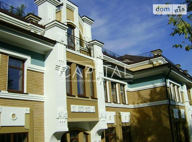 чотириповерховий будинок з ремонтом, 1200 кв. м, кирпич. Продаж в Києві, район Поділ фото 1 чотириповерховий будинок з ремонтом, 1200 кв. м, кирпич. Продаж в Києві, район Поділ фото 1