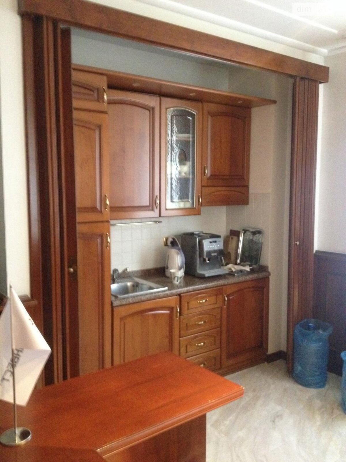 триповерховий будинок, 570 кв. м, кирпич. Продаж в Києві, район Поділ фото 1 триповерховий будинок, 570 кв. м, кирпич. Продаж в Києві, район Поділ фото 1