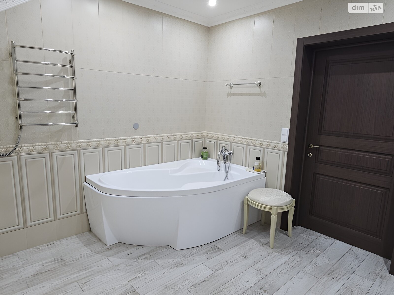 двухэтажный дом с гаражом, 240 кв. м, сендвич-панели. Продажа в Киеве район Подольский фото 1 двухэтажный дом с гаражом, 240 кв. м, сендвич-панели. Продажа в Киеве район Подольский фото 1