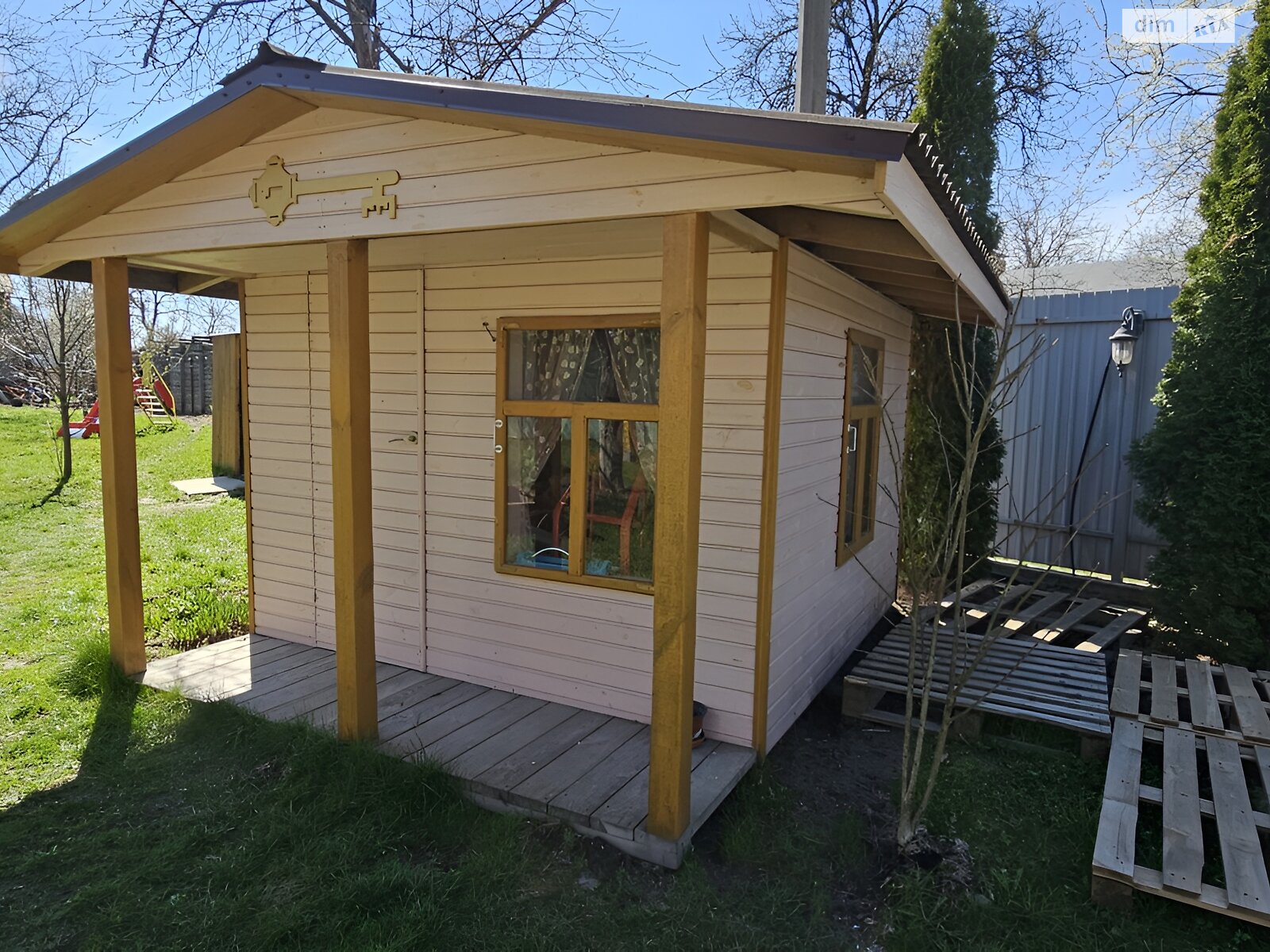 двухэтажный дом с гаражом, 240 кв. м, сендвич-панели. Продажа в Киеве район Подольский фото 1 двухэтажный дом с гаражом, 240 кв. м, сендвич-панели. Продажа в Киеве район Подольский фото 1