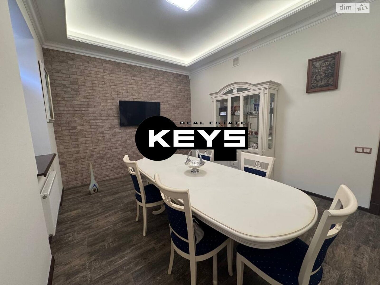 трехэтажный дом, 472.8 кв. м, кирпич. Продажа в Киеве район Подольский фото 1 трехэтажный дом, 472.8 кв. м, кирпич. Продажа в Киеве район Подольский фото 1