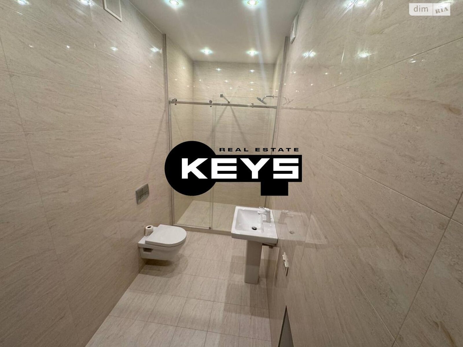 трехэтажный дом, 472.8 кв. м, кирпич. Продажа в Киеве район Подольский фото 1 трехэтажный дом, 472.8 кв. м, кирпич. Продажа в Киеве район Подольский фото 1