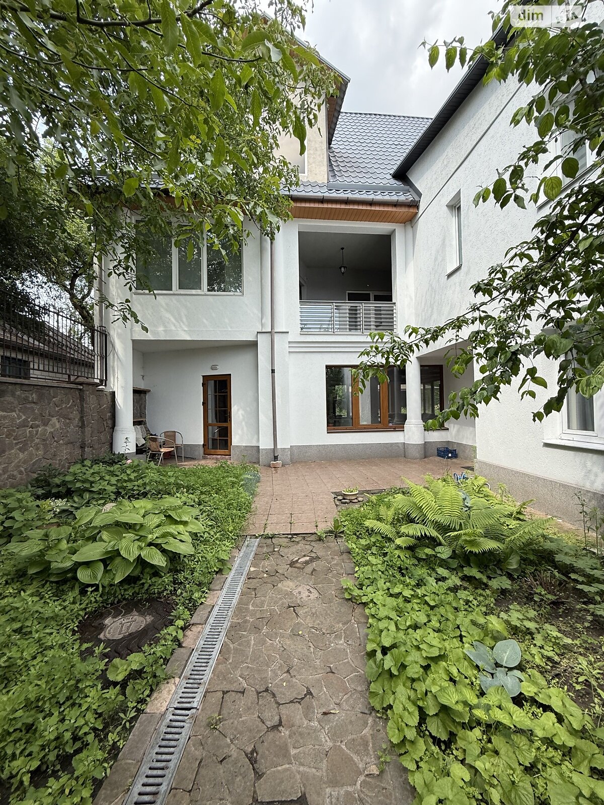 двухэтажный дом с гаражом, 255 кв. м, кирпич. Продажа в Киеве район Подольский фото 1 двухэтажный дом с гаражом, 255 кв. м, кирпич. Продажа в Киеве район Подольский фото 1