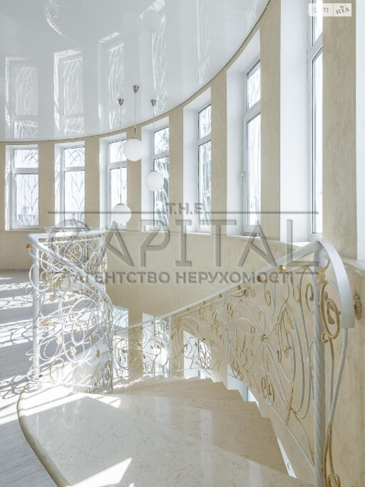 триповерховий будинок веранда, 512 кв. м, цегла. Продаж в Києві, район Подільський фото 1