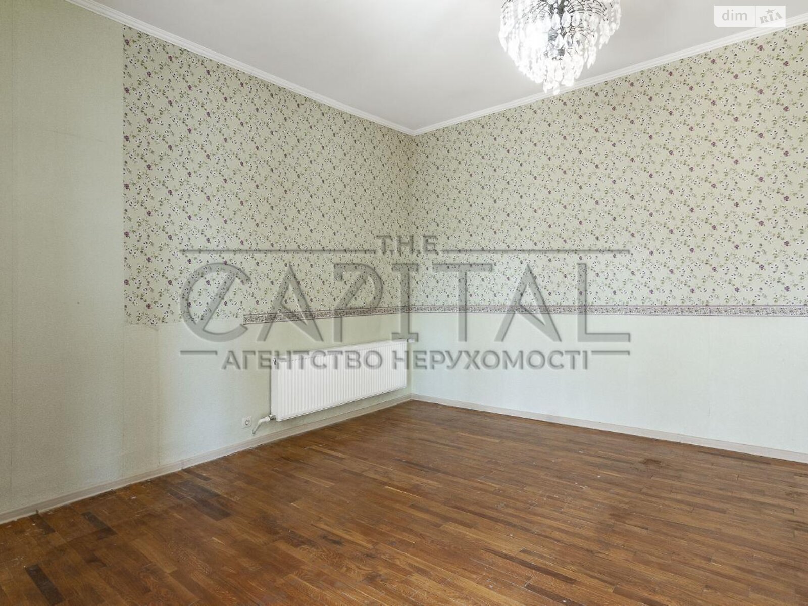 трехэтажный дом с гаражом, 512 кв. м, кирпич. Продажа в Киеве район Подольский фото 1 трехэтажный дом с гаражом, 512 кв. м, кирпич. Продажа в Киеве район Подольский фото 1