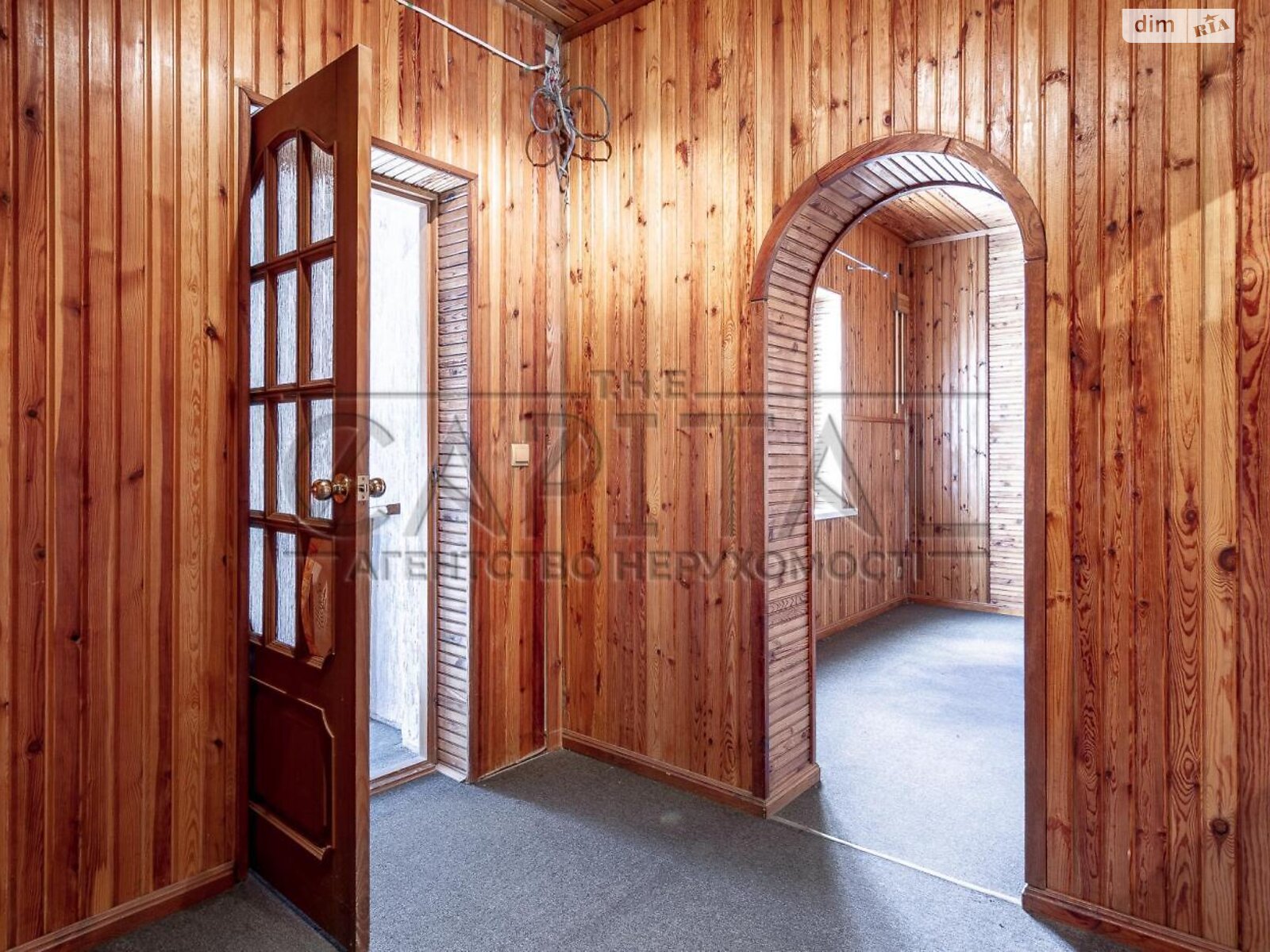 трехэтажный дом с гаражом, 512 кв. м, кирпич. Продажа в Киеве район Подольский фото 1 трехэтажный дом с гаражом, 512 кв. м, кирпич. Продажа в Киеве район Подольский фото 1