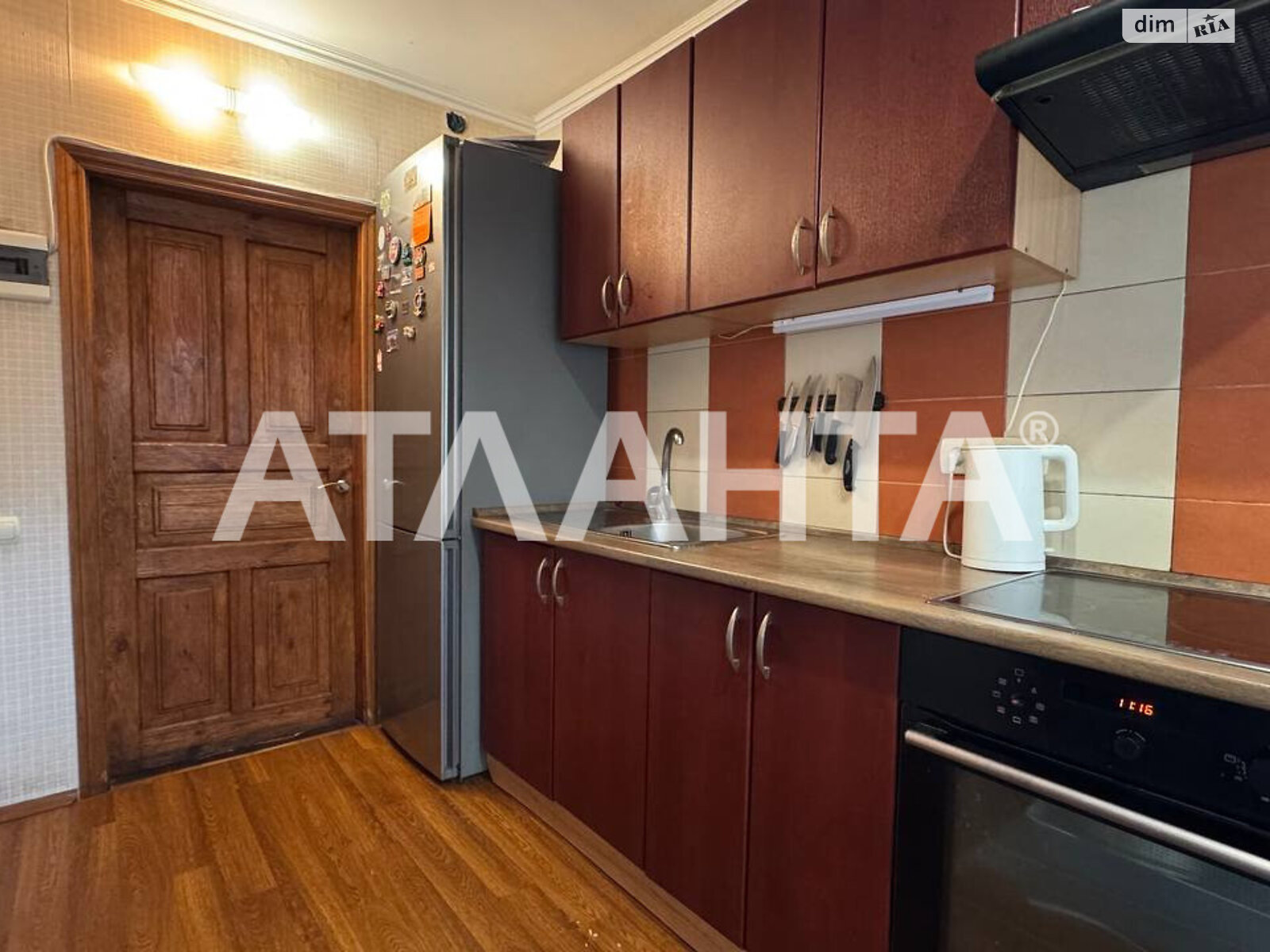 двоповерховий будинок бесідка, 118 кв. м, кирпич. Продаж в Києві, район Подільський фото 1 двоповерховий будинок бесідка, 118 кв. м, кирпич. Продаж в Києві, район Подільський фото 1