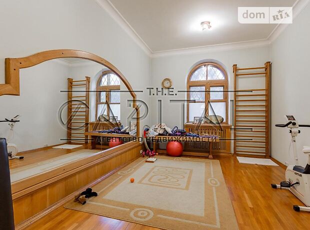 четырехэтажный дом, 800 кв. м, кирпич. Продажа в Киеве район Подольский фото 1 четырехэтажный дом, 800 кв. м, кирпич. Продажа в Киеве район Подольский фото 1