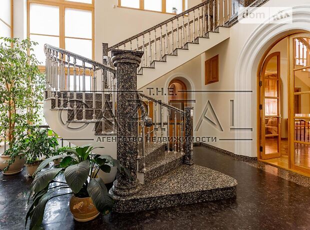 четырехэтажный дом, 800 кв. м, кирпич. Продажа в Киеве район Подольский фото 1 четырехэтажный дом, 800 кв. м, кирпич. Продажа в Киеве район Подольский фото 1