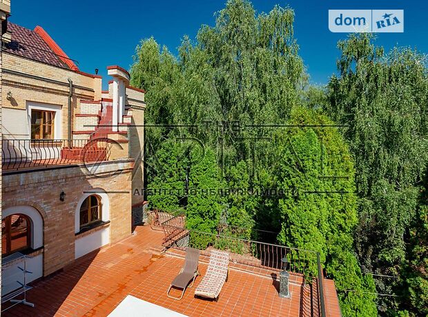 четырехэтажный дом, 800 кв. м, кирпич. Продажа в Киеве район Подольский фото 1 четырехэтажный дом, 800 кв. м, кирпич. Продажа в Киеве район Подольский фото 1