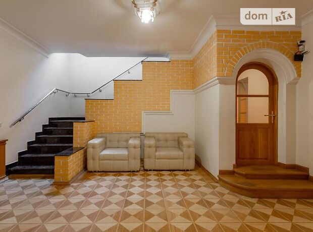 трехэтажный дом с камином, 800 кв. м, керамический кирпич. Продажа в Киеве район Подольский фото 1 трехэтажный дом с камином, 800 кв. м, керамический кирпич. Продажа в Киеве район Подольский фото 1