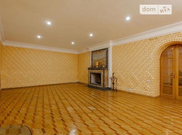 трехэтажный дом с камином, 800 кв. м, керамический кирпич. Продажа в Киеве район Подольский фото 1 трехэтажный дом с камином, 800 кв. м, керамический кирпич. Продажа в Киеве район Подольский фото 1