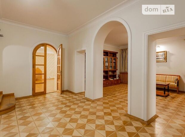трехэтажный дом с камином, 800 кв. м, керамический кирпич. Продажа в Киеве район Подольский фото 1 трехэтажный дом с камином, 800 кв. м, керамический кирпич. Продажа в Киеве район Подольский фото 1