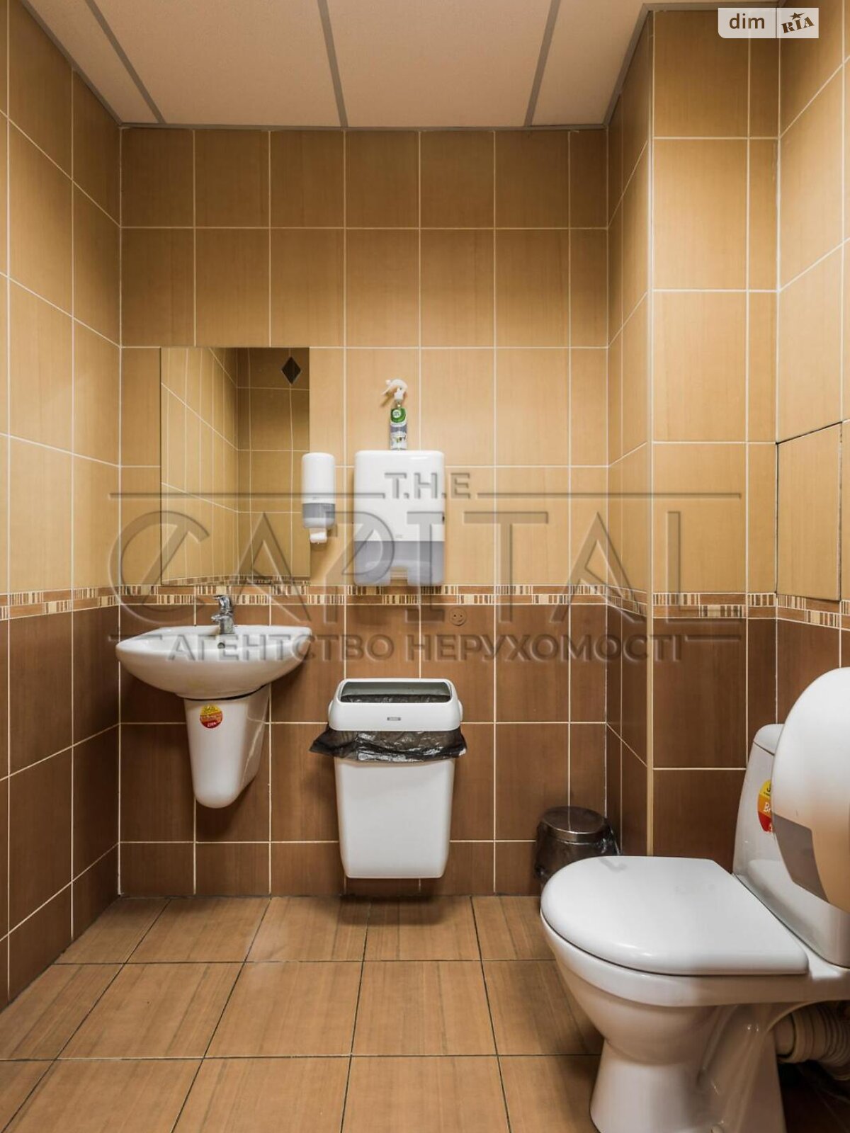 пятиэтажный дом с верандой, 1012.4 кв. м, кирпич. Продажа в Киеве район Подольский фото 1 пятиэтажный дом с верандой, 1012.4 кв. м, кирпич. Продажа в Киеве район Подольский фото 1