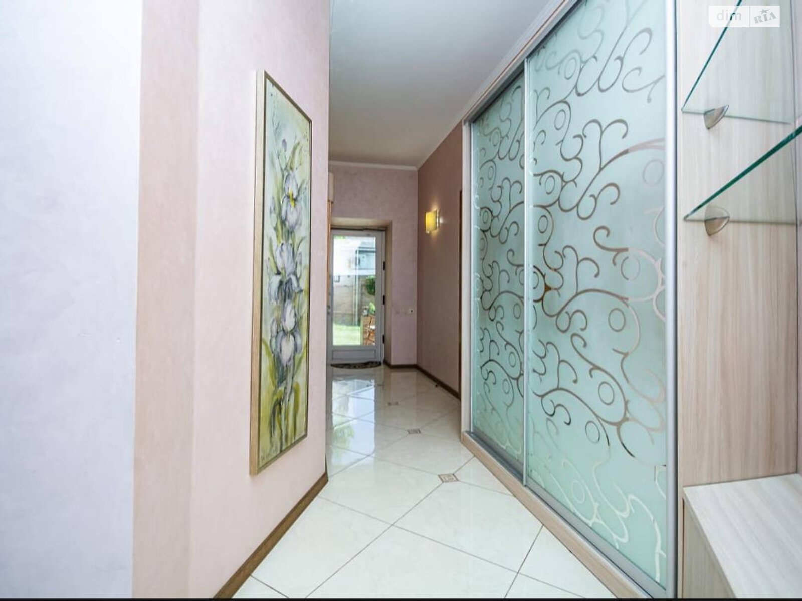 двоповерховий будинок з гаражем, 349.4 кв. м, цегла. Продаж в Києві, район Селище Шевченка фото 1 двоповерховий будинок з гаражем, 349.4 кв. м, цегла. Продаж в Києві, район Селище Шевченка фото 1
