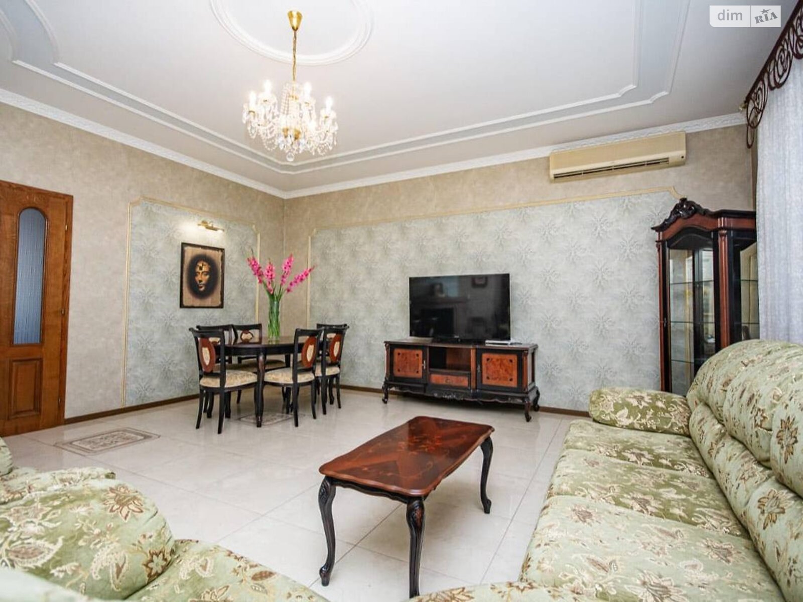 двоповерховий будинок з гаражем, 349.4 кв. м, цегла. Продаж в Києві, район Селище Шевченка фото 1 двоповерховий будинок з гаражем, 349.4 кв. м, цегла. Продаж в Києві, район Селище Шевченка фото 1