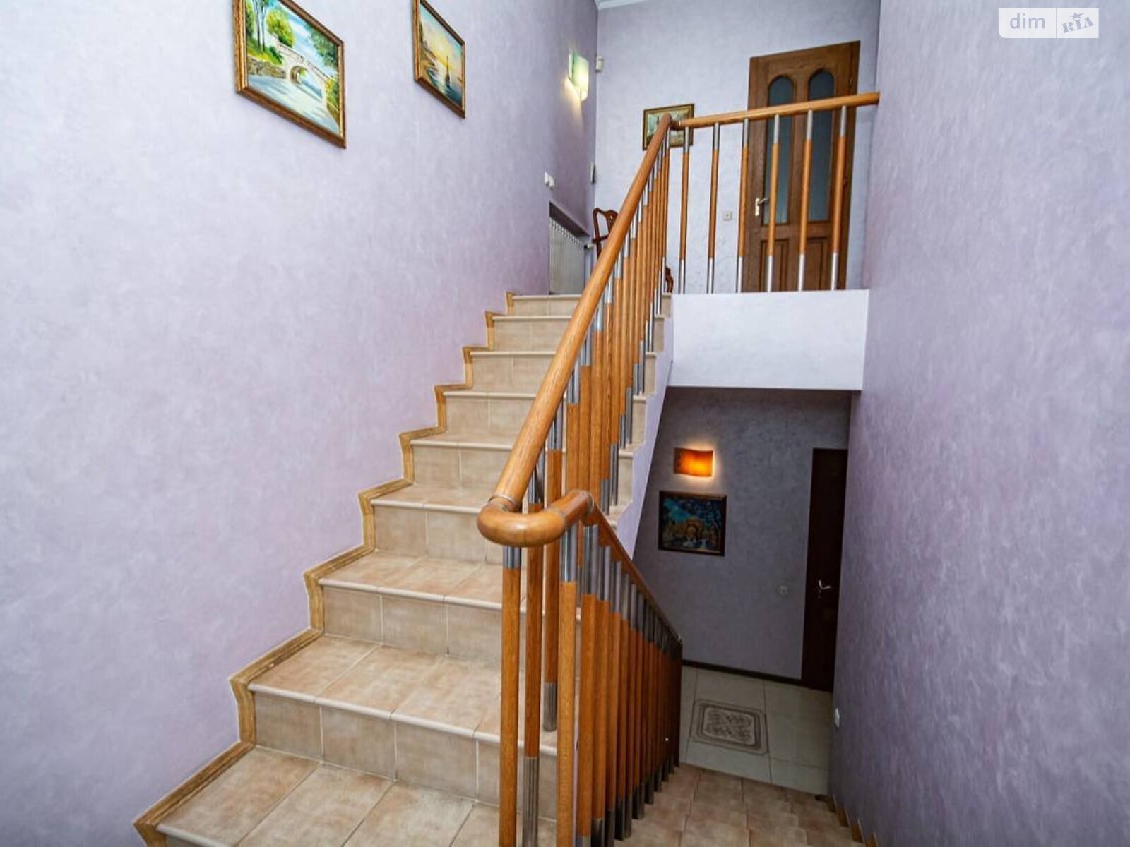 двоповерховий будинок з гаражем, 349.4 кв. м, цегла. Продаж в Києві, район Селище Шевченка фото 1 двоповерховий будинок з гаражем, 349.4 кв. м, цегла. Продаж в Києві, район Селище Шевченка фото 1