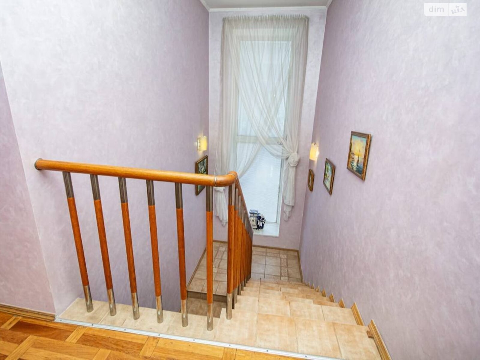 двоповерховий будинок з гаражем, 349.4 кв. м, цегла. Продаж в Києві, район Селище Шевченка фото 1 двоповерховий будинок з гаражем, 349.4 кв. м, цегла. Продаж в Києві, район Селище Шевченка фото 1