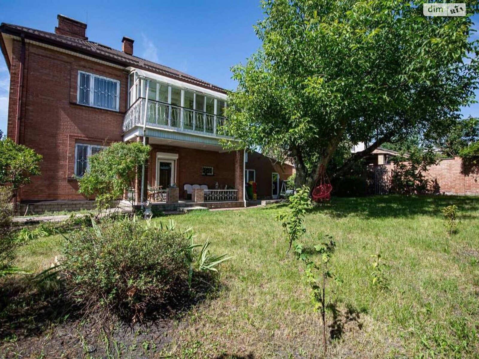 двоповерховий будинок з гаражем, 349.4 кв. м, цегла. Продаж в Києві, район Селище Шевченка фото 1 двоповерховий будинок з гаражем, 349.4 кв. м, цегла. Продаж в Києві, район Селище Шевченка фото 1