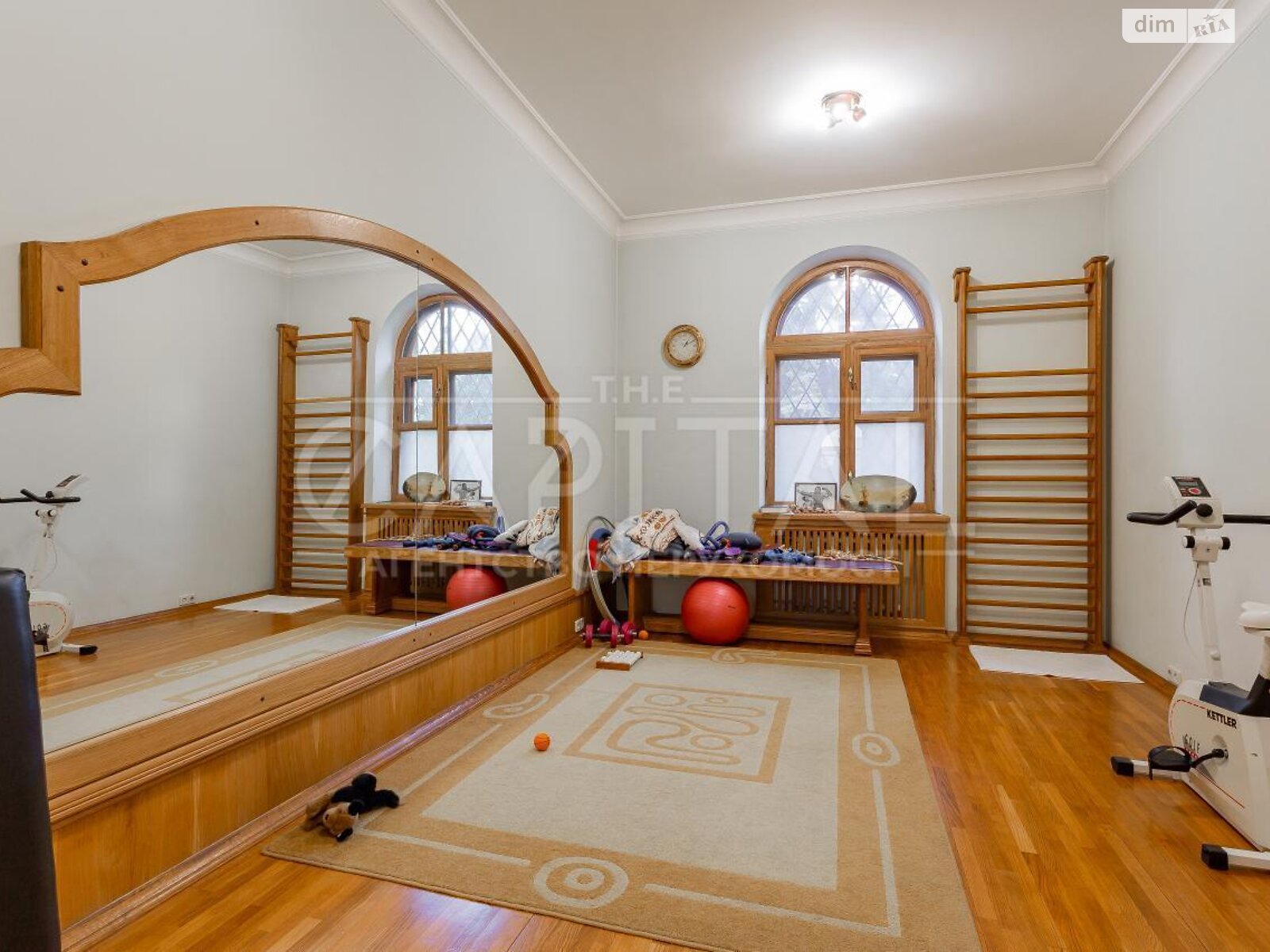 двухэтажный дом с гаражом, 828.1 кв. м, кирпич. Продажа в Киеве район Поселок Шевченко фото 1 двухэтажный дом с гаражом, 828.1 кв. м, кирпич. Продажа в Киеве район Поселок Шевченко фото 1
