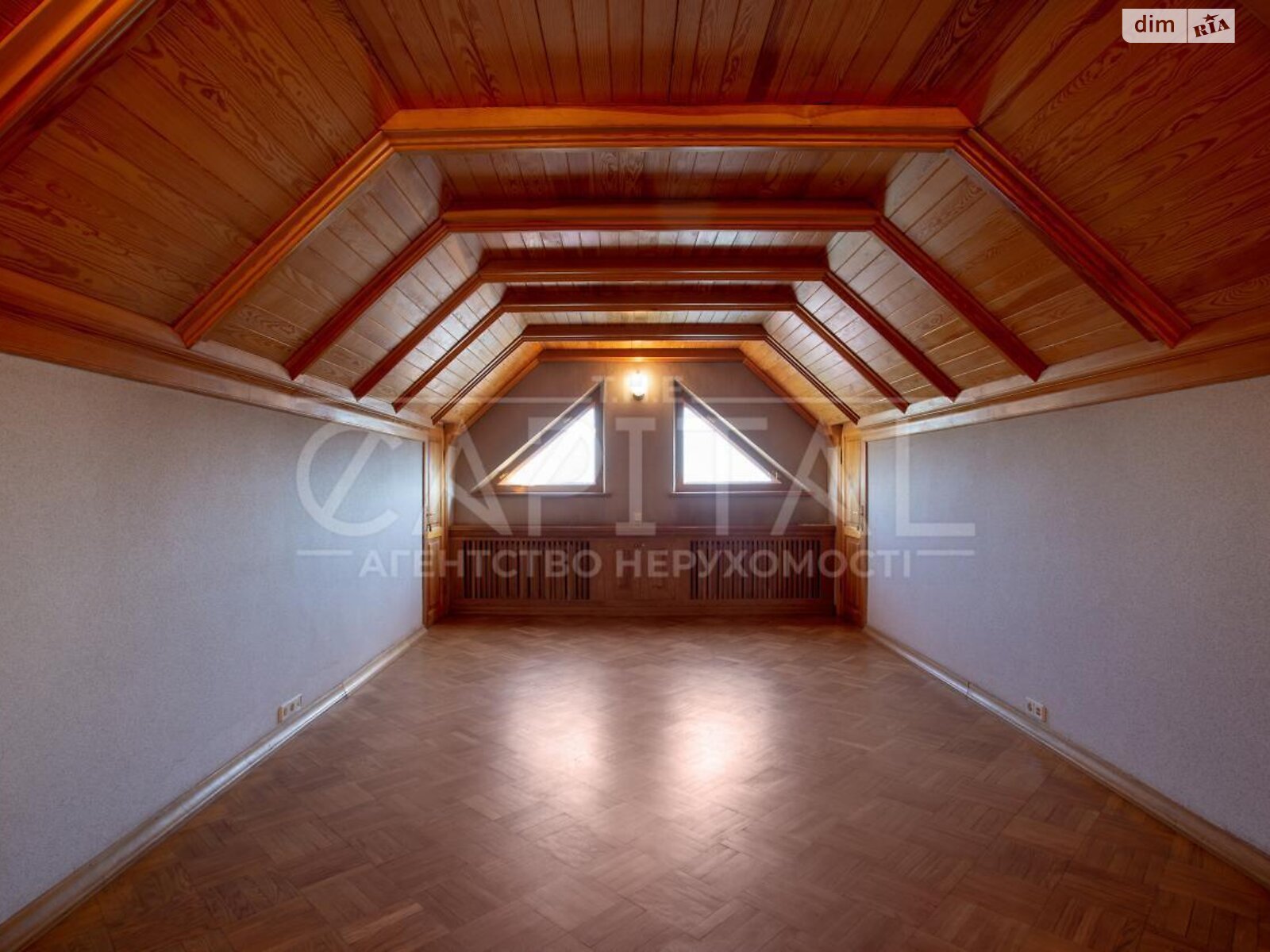 двухэтажный дом с гаражом, 828.1 кв. м, кирпич. Продажа в Киеве район Поселок Шевченко фото 1 двухэтажный дом с гаражом, 828.1 кв. м, кирпич. Продажа в Киеве район Поселок Шевченко фото 1