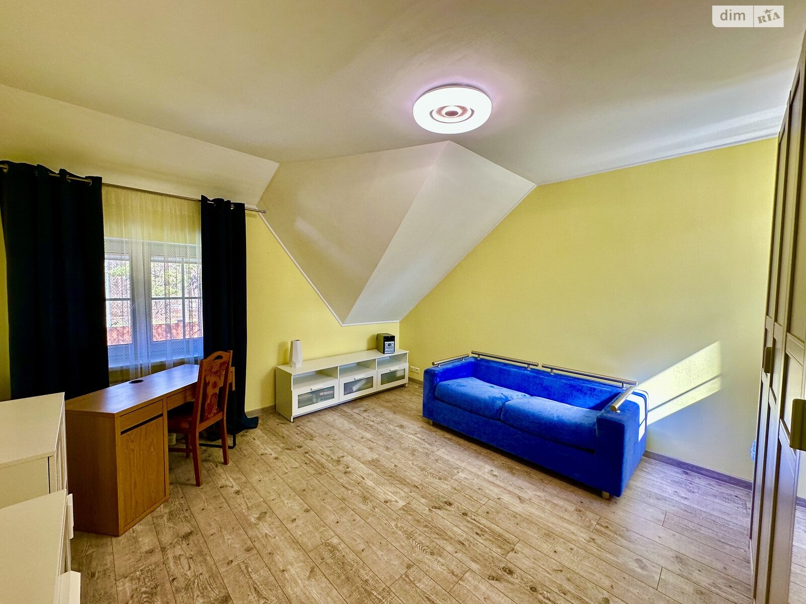 двоповерховий будинок з балконом, 239.7 кв. м, цегла. Продаж в Києві, район Пуща-Водиця фото 1 двоповерховий будинок з балконом, 239.7 кв. м, цегла. Продаж в Києві, район Пуща-Водиця фото 1