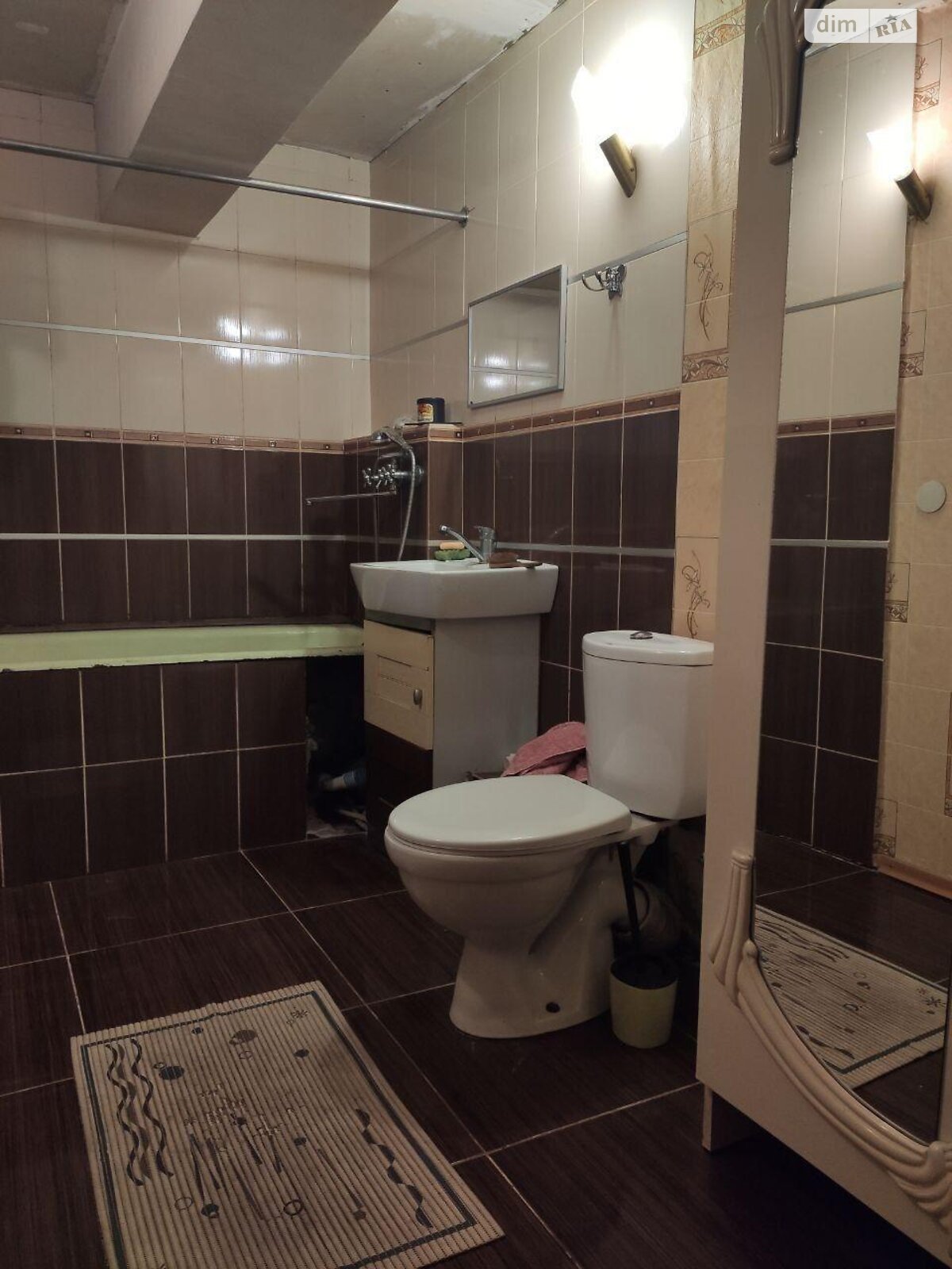 двоповерховий будинок, 300 кв. м, монолитно-каркасный. Продаж в Києві, район Рембаза фото 1 двоповерховий будинок, 300 кв. м, монолитно-каркасный. Продаж в Києві, район Рембаза фото 1