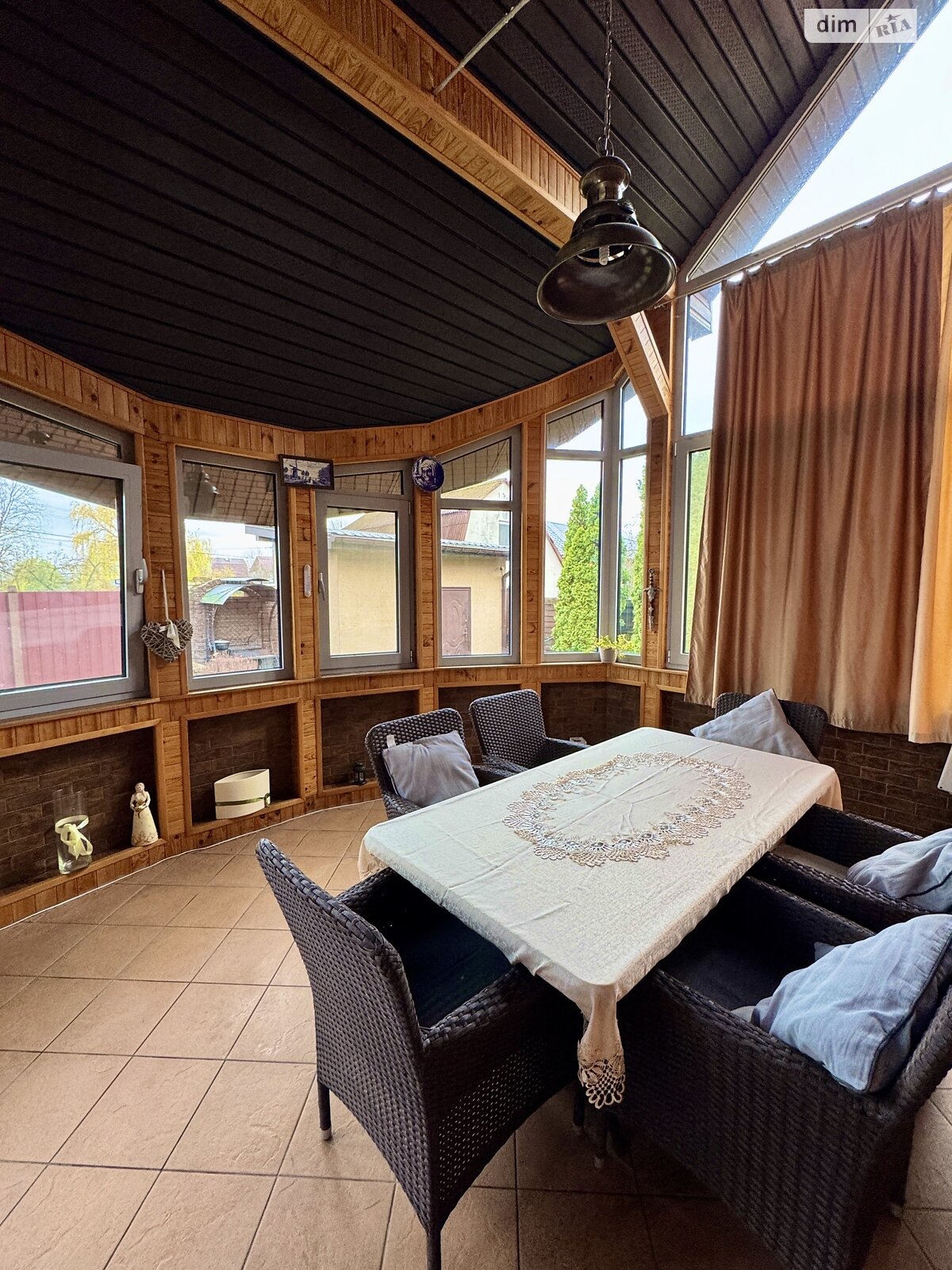 трехэтажный дом с отоплением, 299 кв. м, кирпич. Продажа в Киеве район Русановка фото 1