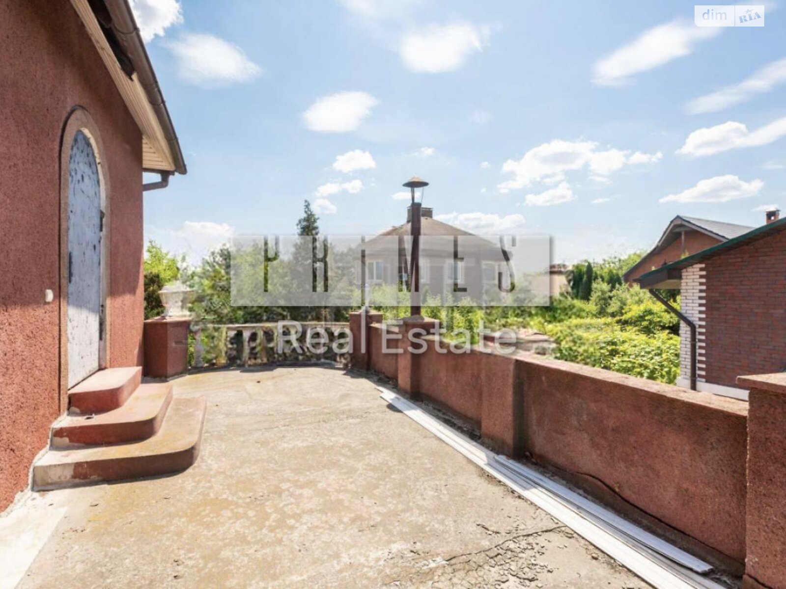 триповерховий будинок з гаражем, 236.5 кв. м, цегла. Продаж в Києві, район Русанівські Сади фото 1 триповерховий будинок з гаражем, 236.5 кв. м, цегла. Продаж в Києві, район Русанівські Сади фото 1
