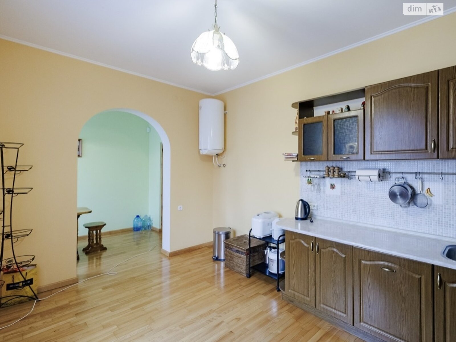трехэтажный дом с гаражом, 215 кв. м, кирпич. Продажа в Киеве район Русановские Сады фото 1 трехэтажный дом с гаражом, 215 кв. м, кирпич. Продажа в Киеве район Русановские Сады фото 1