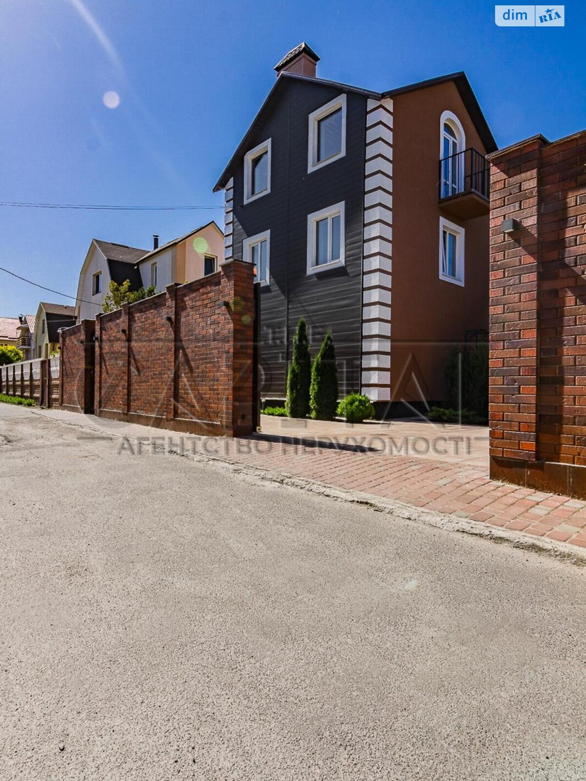 триповерховий будинок бесідка, 130 кв. м, цегла. Продаж у Києві фото 1 триповерховий будинок бесідка, 130 кв. м, цегла. Продаж у Києві фото 1